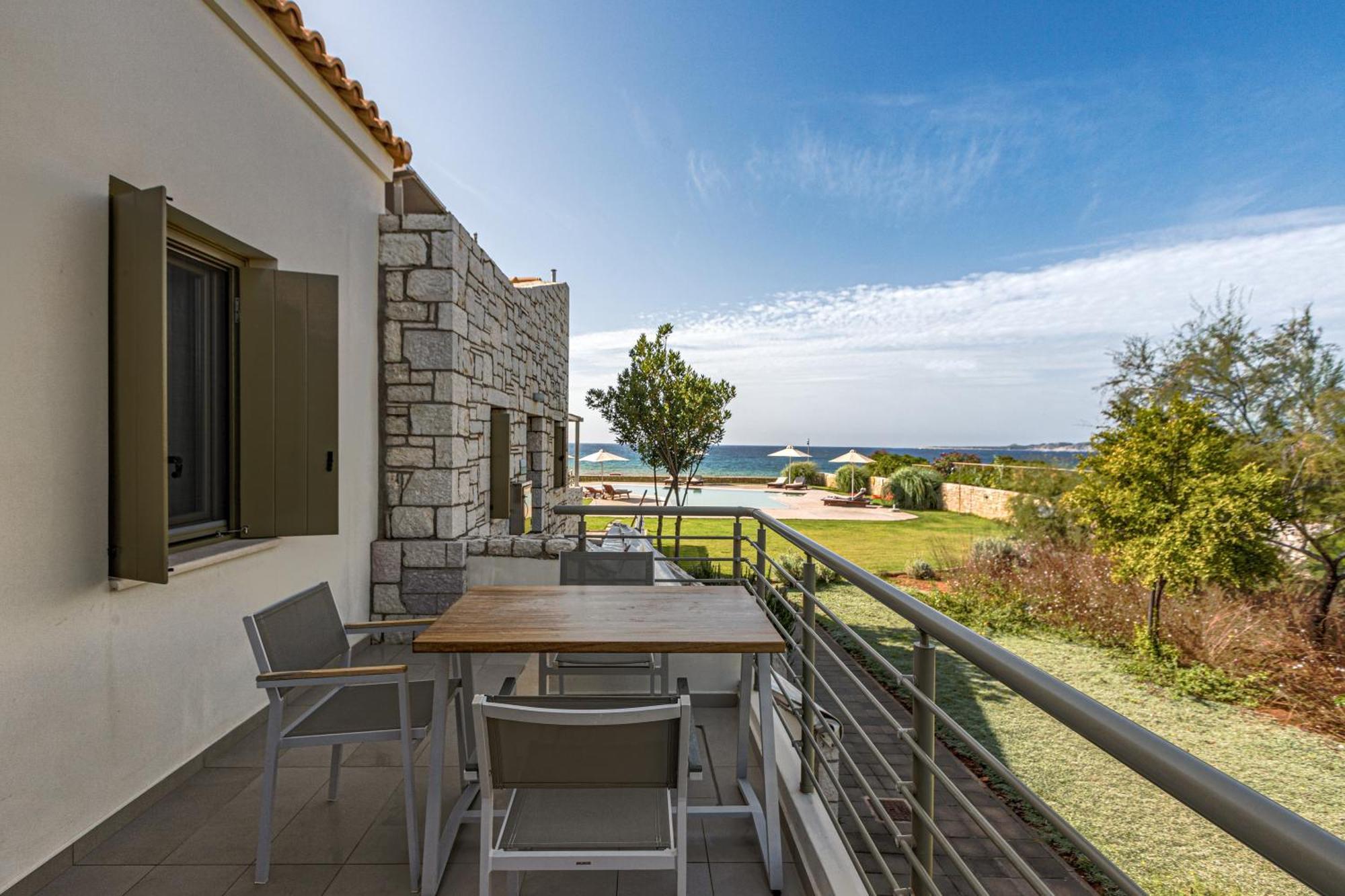 Callisto Seaside Homes & Suites มาราโธโพลิส ภายนอก รูปภาพ